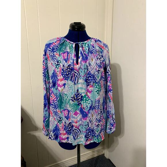 Lily Pulitzer Willa Top Medium Peek a Boo Neck Long Sleeve Beach Resort Coastal - Picture 1 of 10